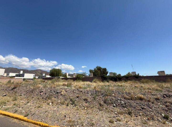 Terreno · 200m²