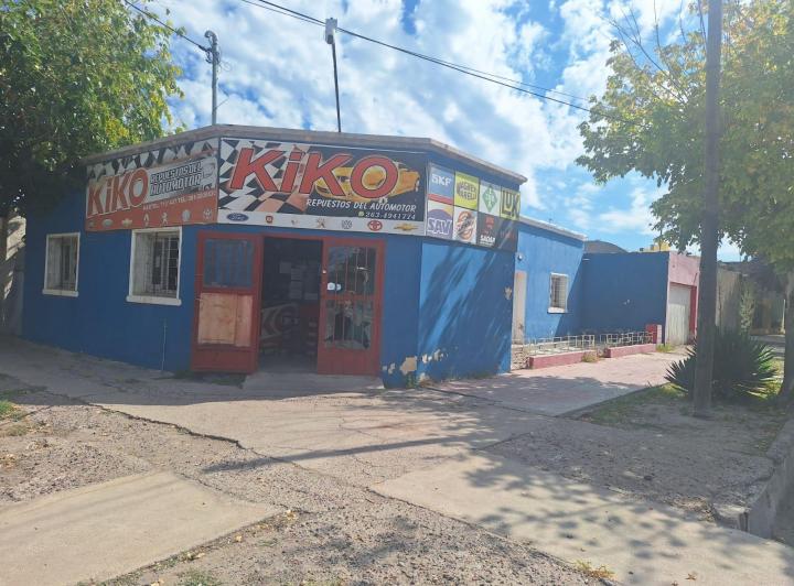 Local comercial · 194m² · 2 Ambientes · 1 Cochera