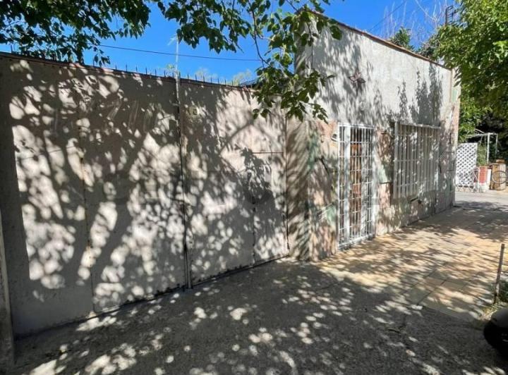 Oficina comercial · 200m² · 4 Ambientes · 5 Cocheras