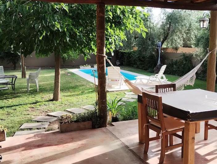 Casa · 140m² · 4 Ambientes · 2 Cocheras