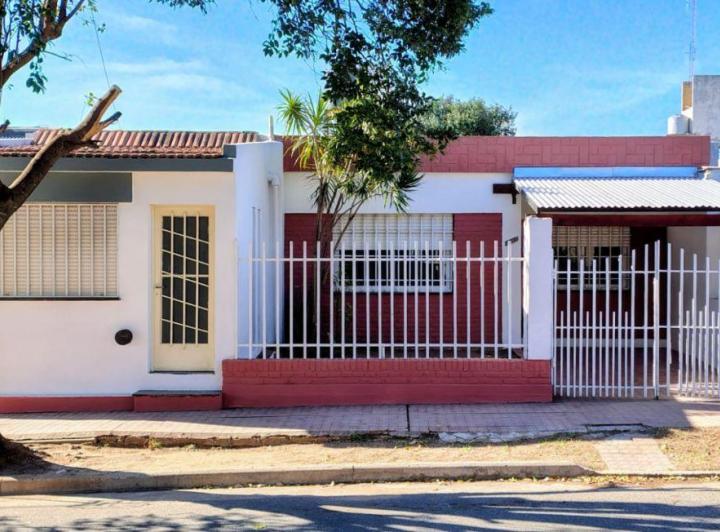 Casa · 133m² · 5 Ambientes · 1 Cochera