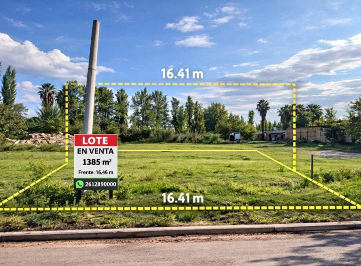 Terreno · 1385m²