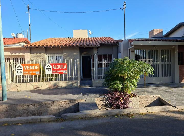 Casa · 177m² · 6 Ambientes · 2 Cocheras