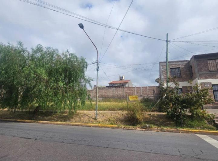 Terreno · 209m²