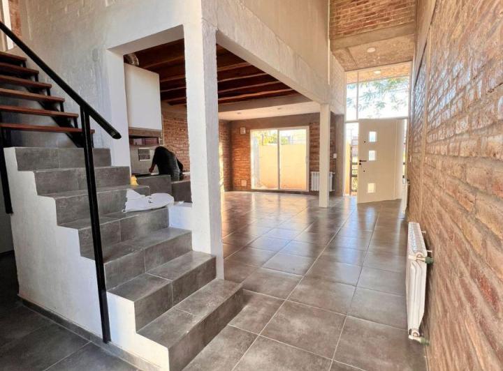 Departamento · 104m² · 4 Ambientes · 2 Cocheras