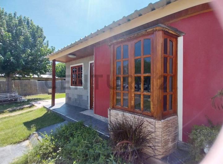 Casa · 70m² · 4 Ambientes · 1 Cochera