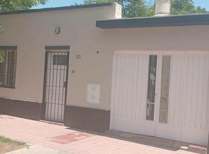 Casa · 86m² · 4 Ambientes · 1 Cochera