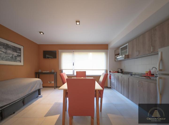 Departamento · 40m² · 2 Ambientes · 1 Cochera