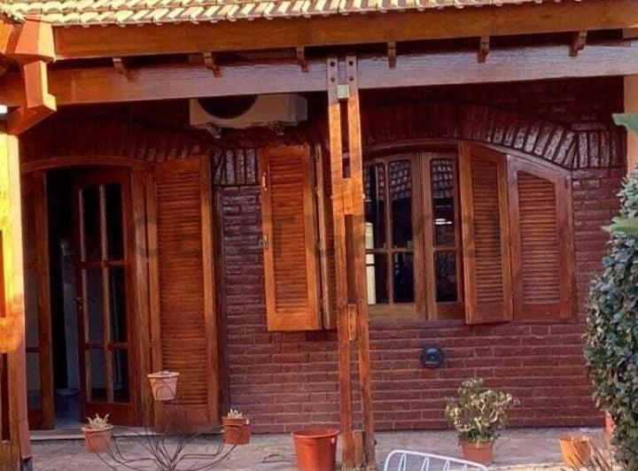 Casa · 278m² · 5 Ambientes · 1 Cochera