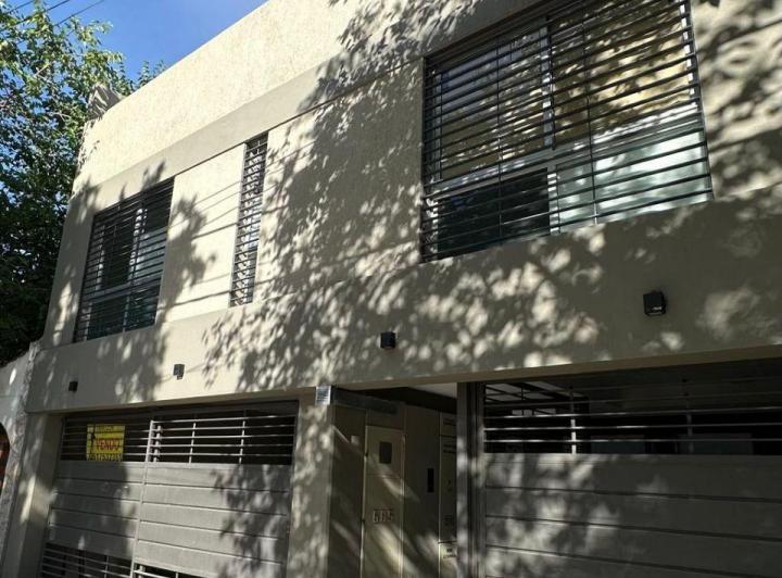 Departamento · 84m² · 5 Ambientes · 1 Cochera