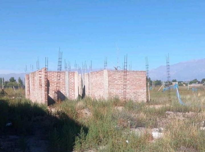 Terreno · 64m²