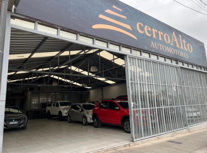 Local comercial · 240m² · 3 Ambientes