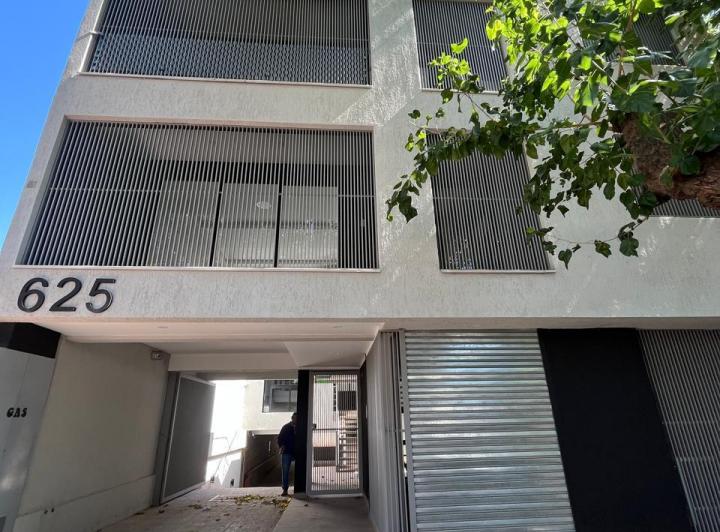 Departamento · 75m² · 4 Ambientes · 1 Cochera