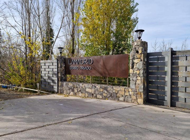 Terreno · 280m²
