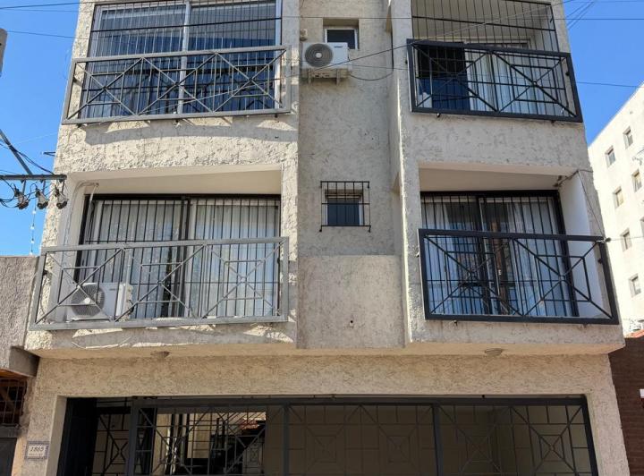 Departamento · 48m² · 2 Ambientes · 1 Cochera