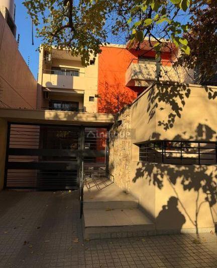 Departamento · 85m² · 6 Ambientes · 1 Cochera