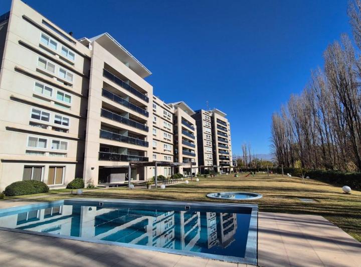 Departamento · 105m² · 3 Ambientes · 2 Cocheras