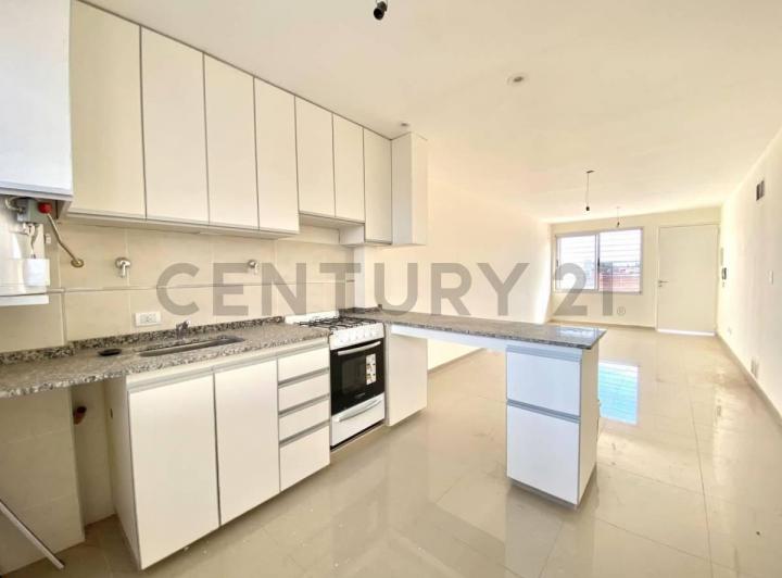 Departamento · 70m² · 3 Ambientes · 1 Cochera