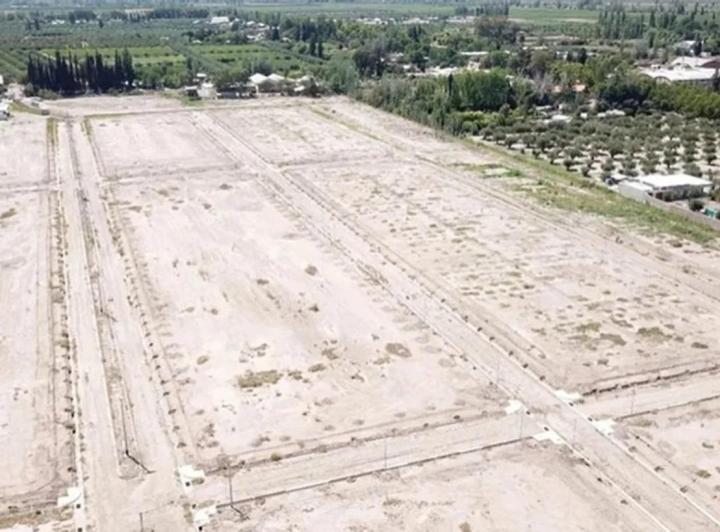 Terreno · 330m²