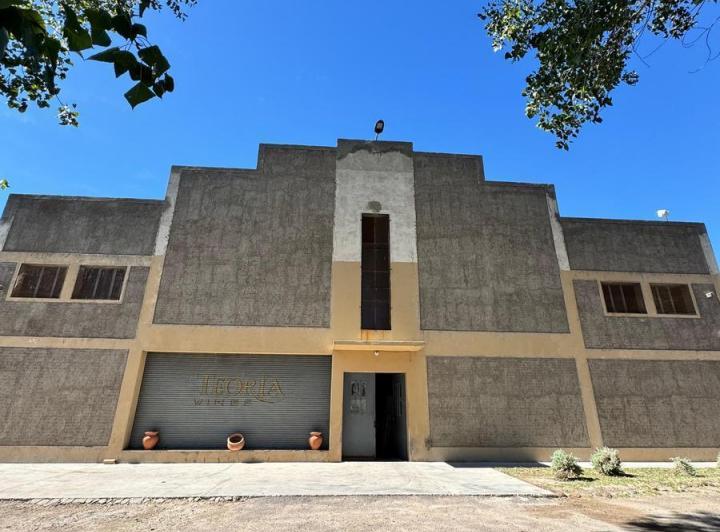 Bodega-Galpón · 6859m²