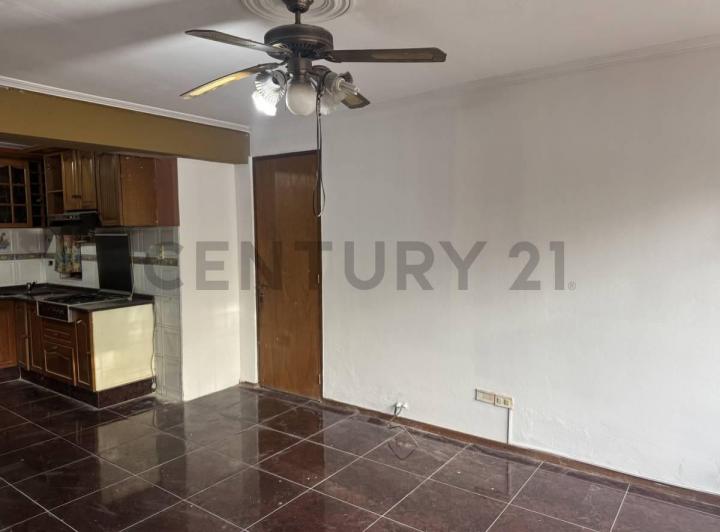 Casa · 184m² · 6 Ambientes · 2 Cocheras