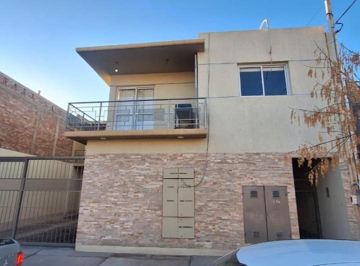 PH · 310m² · 15 Ambientes · 4 Cocheras
