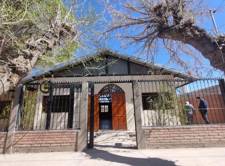 Local comercial · 235m²