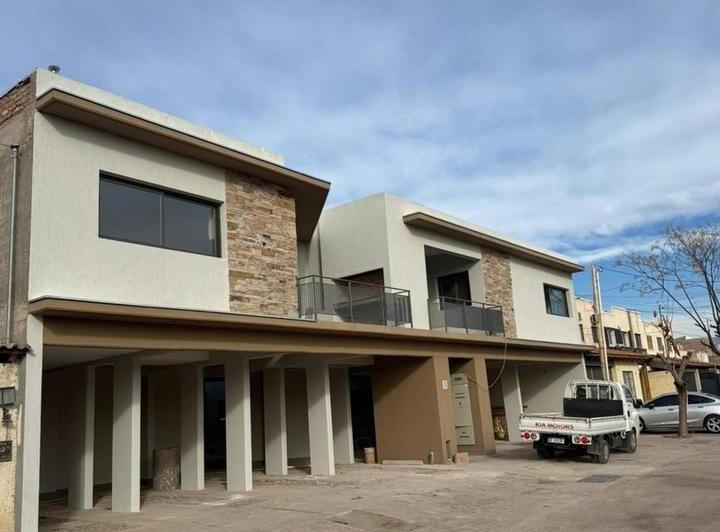 Departamento · 72m² · 5 Ambientes · 1 Cochera