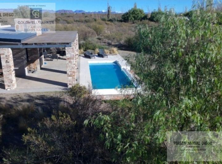 Casa · 70m² · 3 Ambientes · 2 Cocheras