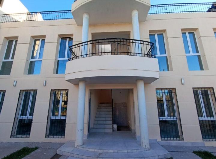 Departamento · 100m² · 4 Ambientes · 1 Cochera