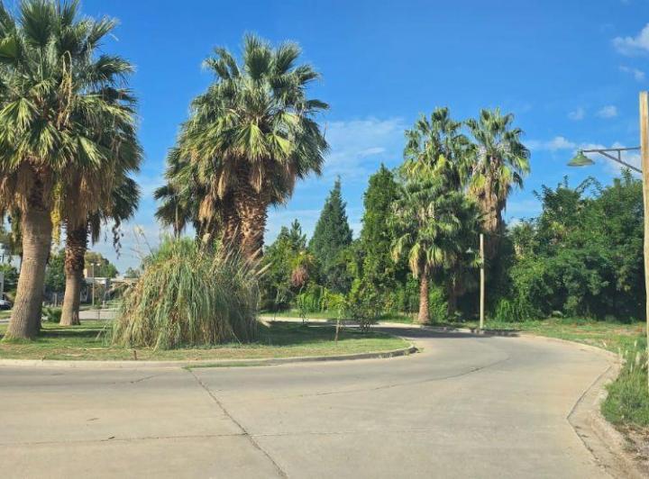 Terreno · 600m²