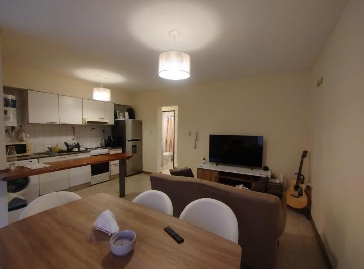 Departamento · 33m² · 2 Ambientes · 3 Cocheras