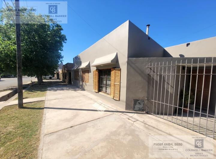 Casa · 136m² · 4 Ambientes · 1 Cochera