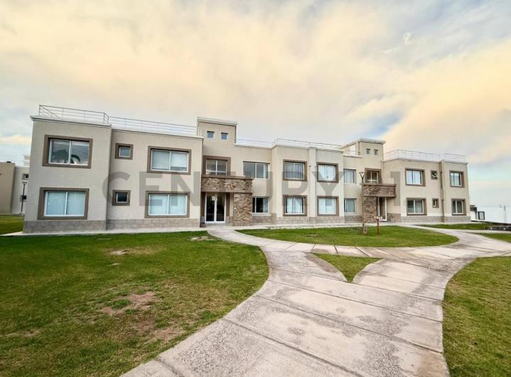 Departamento · 81m² · 2 Ambientes · 1 Cochera