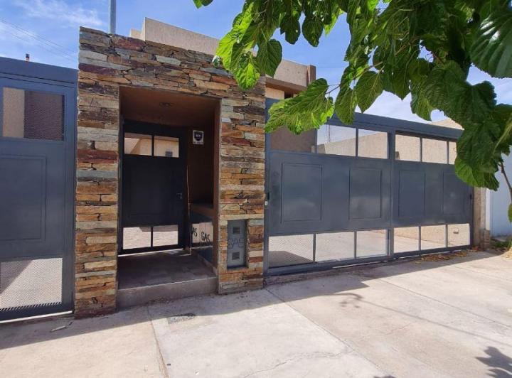 Edificio · 200m² · 1 Ambiente · 1 Cochera