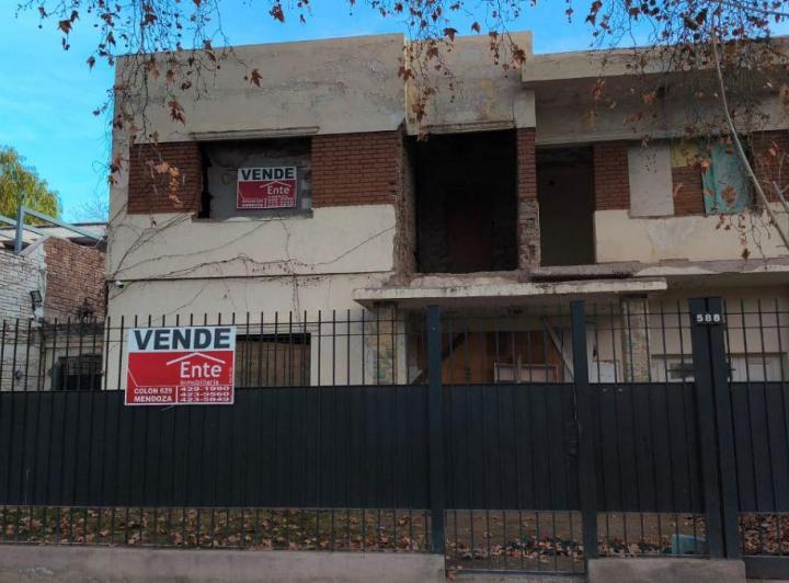 Terreno · 750m²