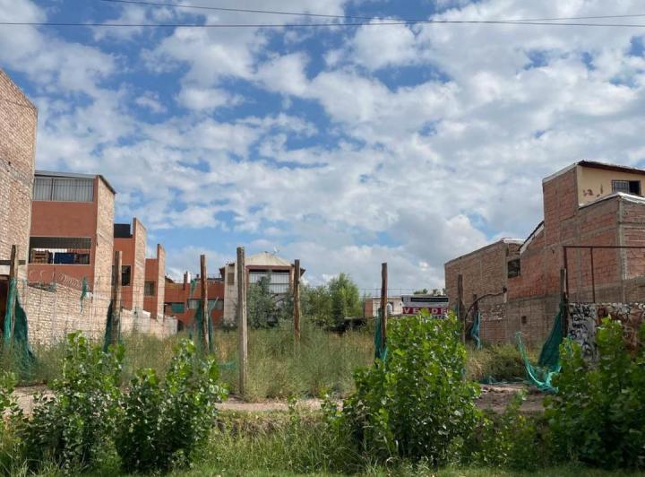 Terreno · 700m²
