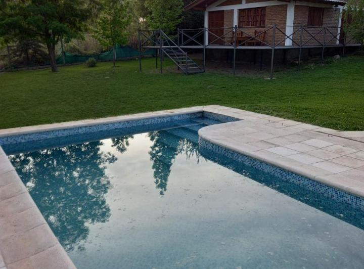 Casa · 88m² · 2 Ambientes · 3 Cocheras