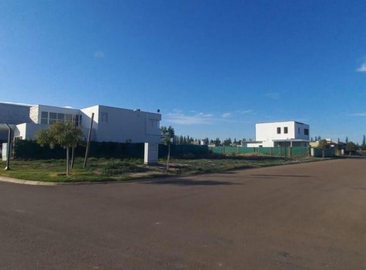 Terreno · 397m²