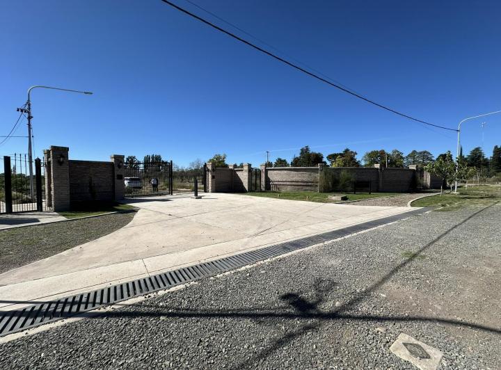 Terreno · 600m²