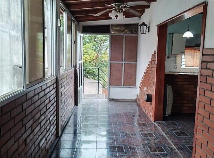 PH · 162m² · 6 Ambientes · 1 Cochera