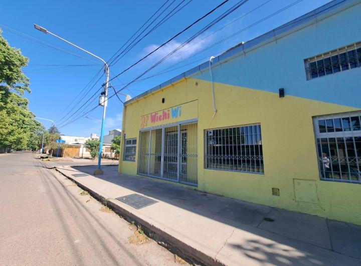 Local comercial · 220m² · 3 Ambientes