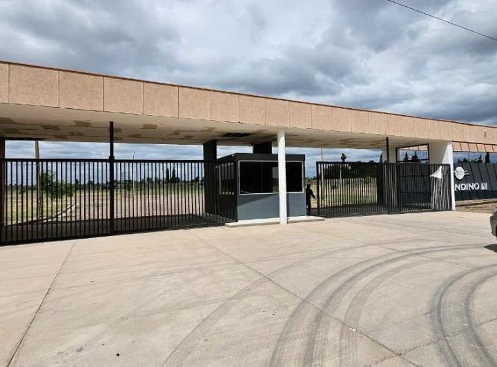 Terreno · 300m²