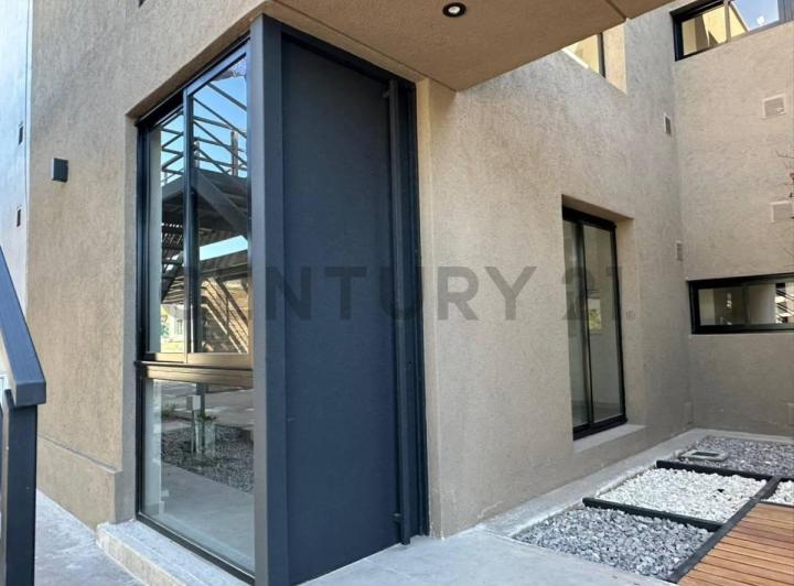 Departamento · 64m² · 4 Ambientes · 1 Cochera