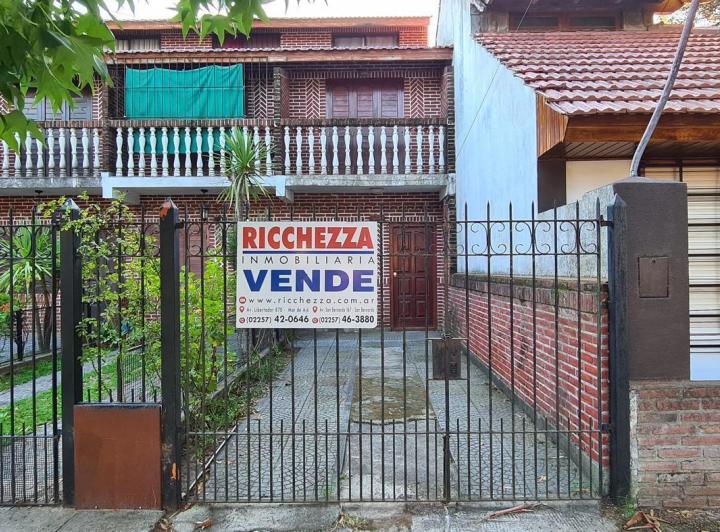PH · 4 Ambientes · 1 Cochera