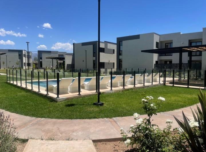 Departamento · 58m² · 2 Ambientes · 1 Cochera