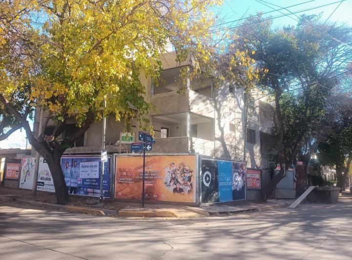 Departamento · 40m² · 2 Ambientes · 1 Cochera