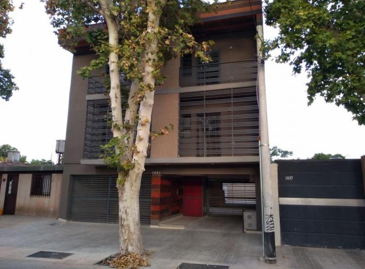 Departamento · 65m² · 4 Ambientes · 1 Cochera