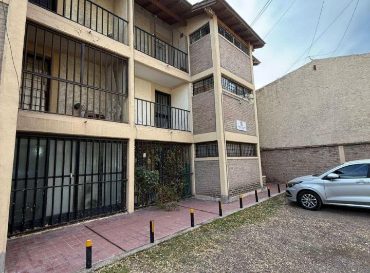 Departamento · 80m² · 5 Ambientes · 1 Cochera