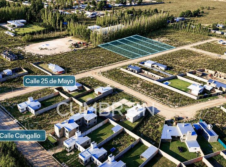 Terreno · 700m²